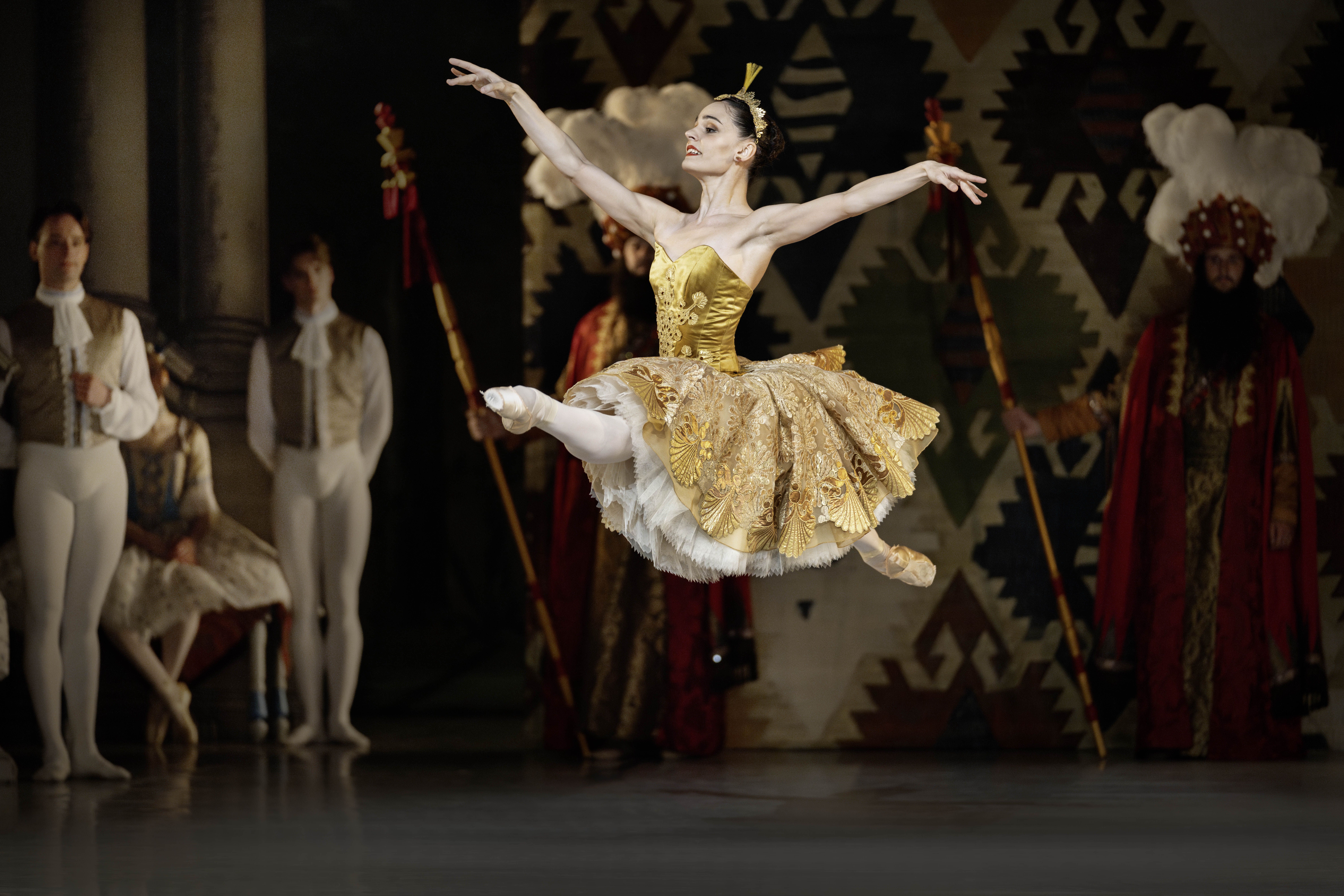 Ballet: RAYMONDA