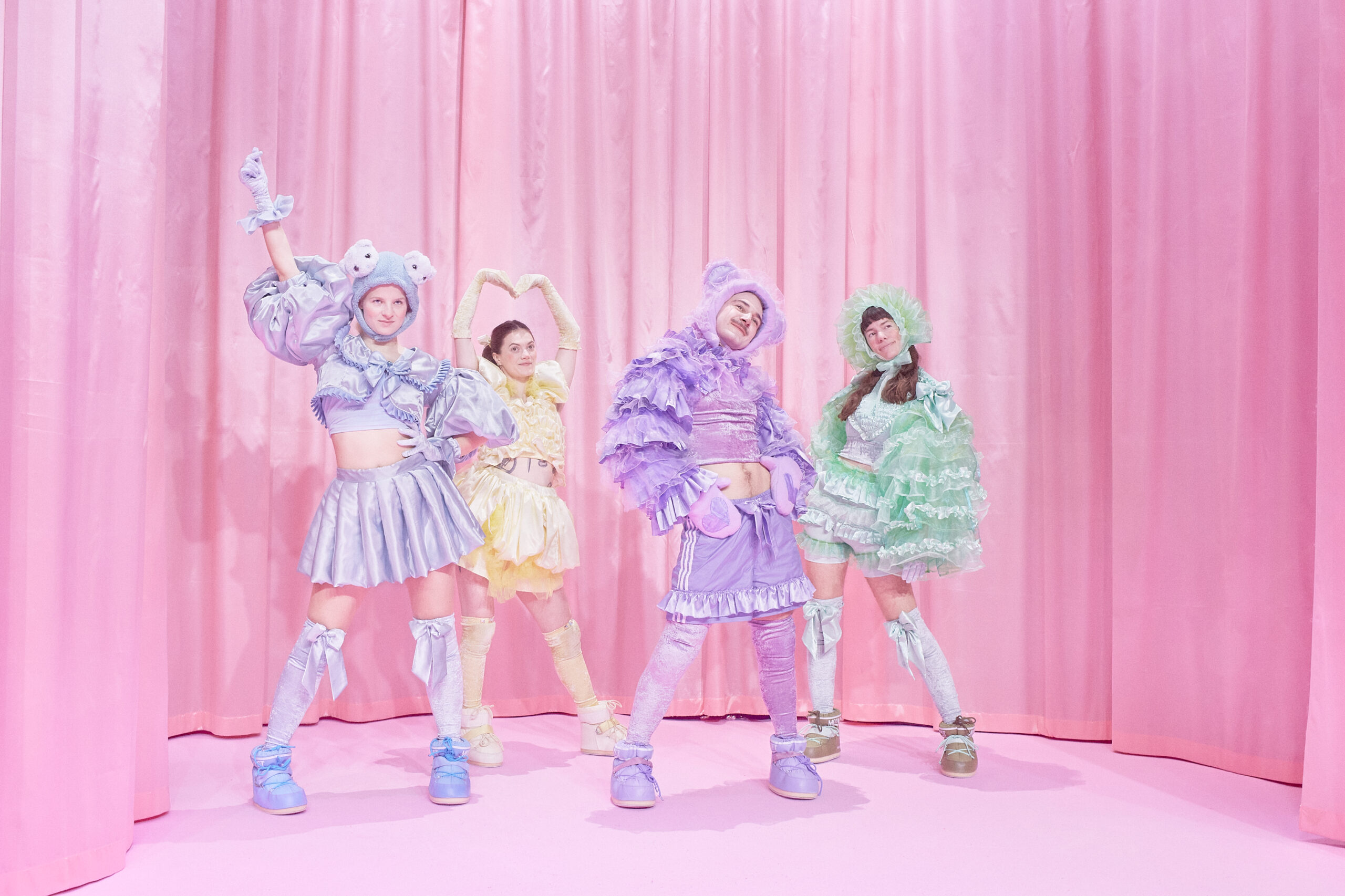 IT’S SO CUTE I’M GONNA DIE