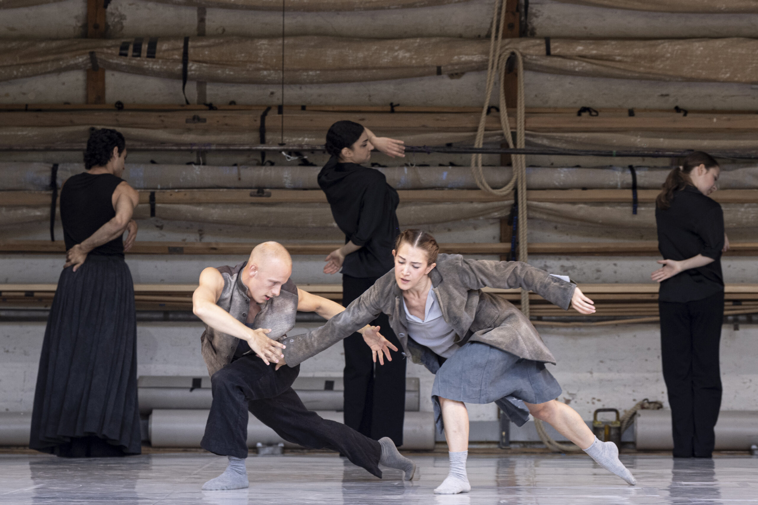 Tivoli Balletteater: On Down the Road