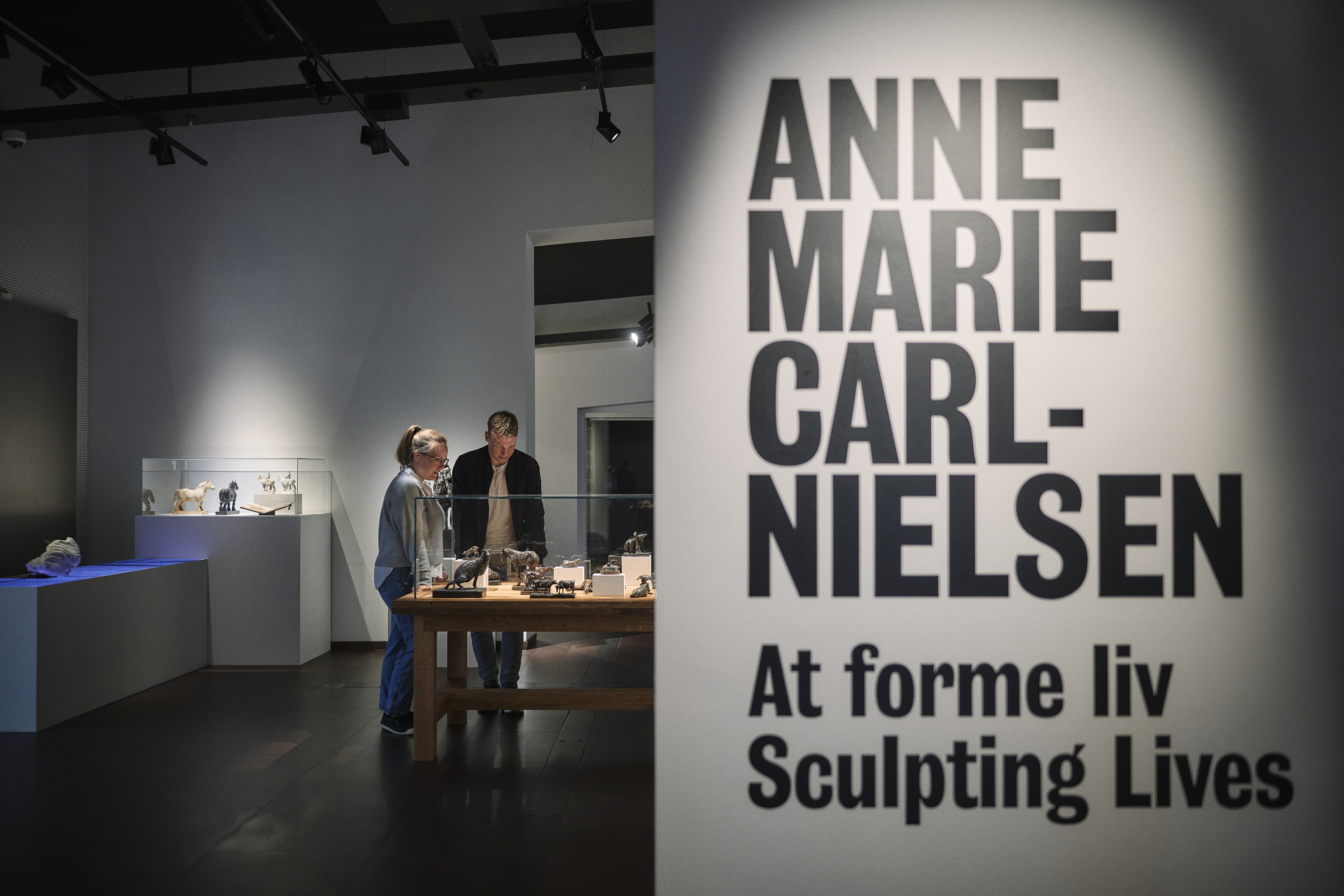 Anne Marie Carl-Nielsen: AT FORME LIV Anne Marie Carl-Nielsen: AT FORME LIV