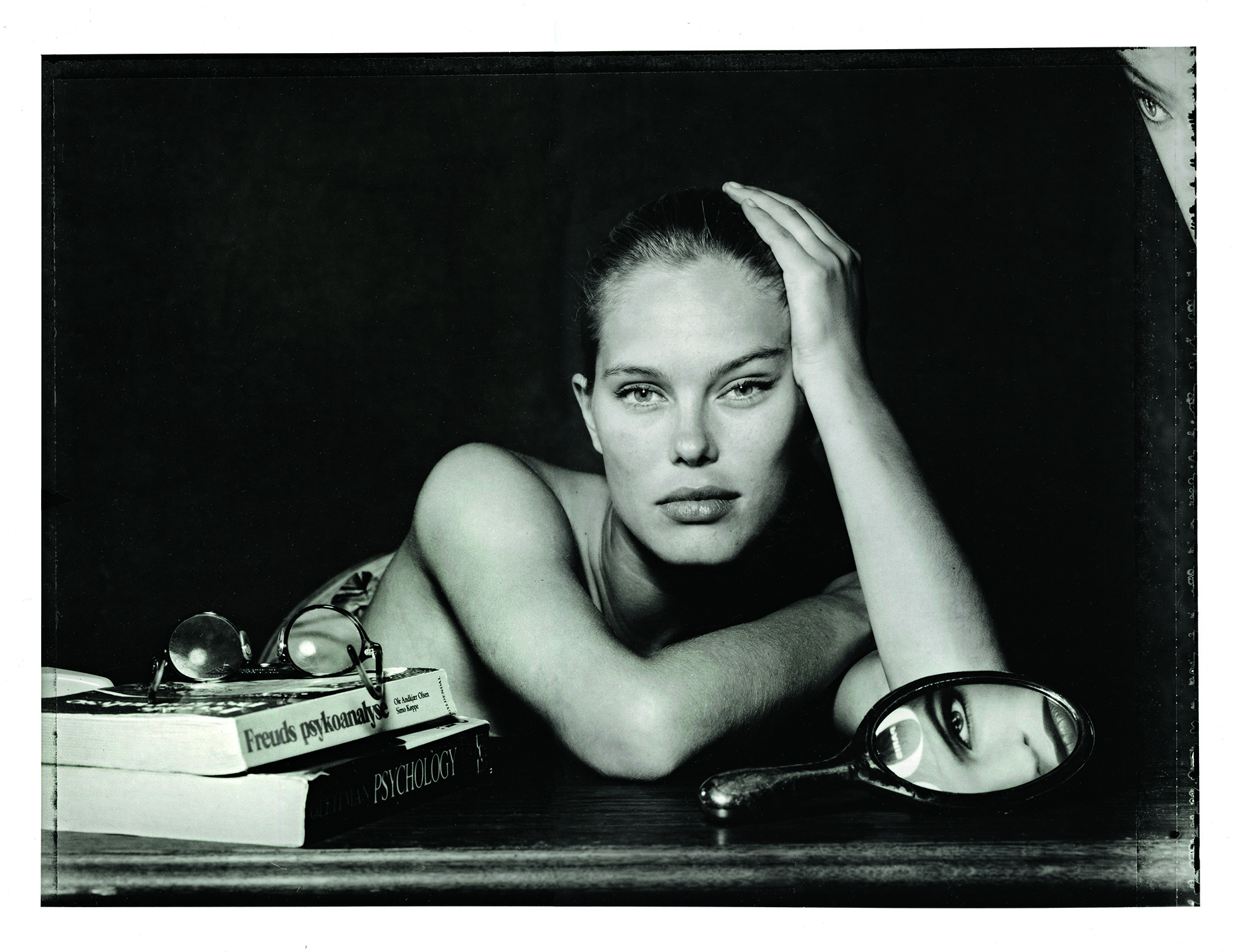 ANMELDELSE: Henrik Saxgren – Med egne øjne