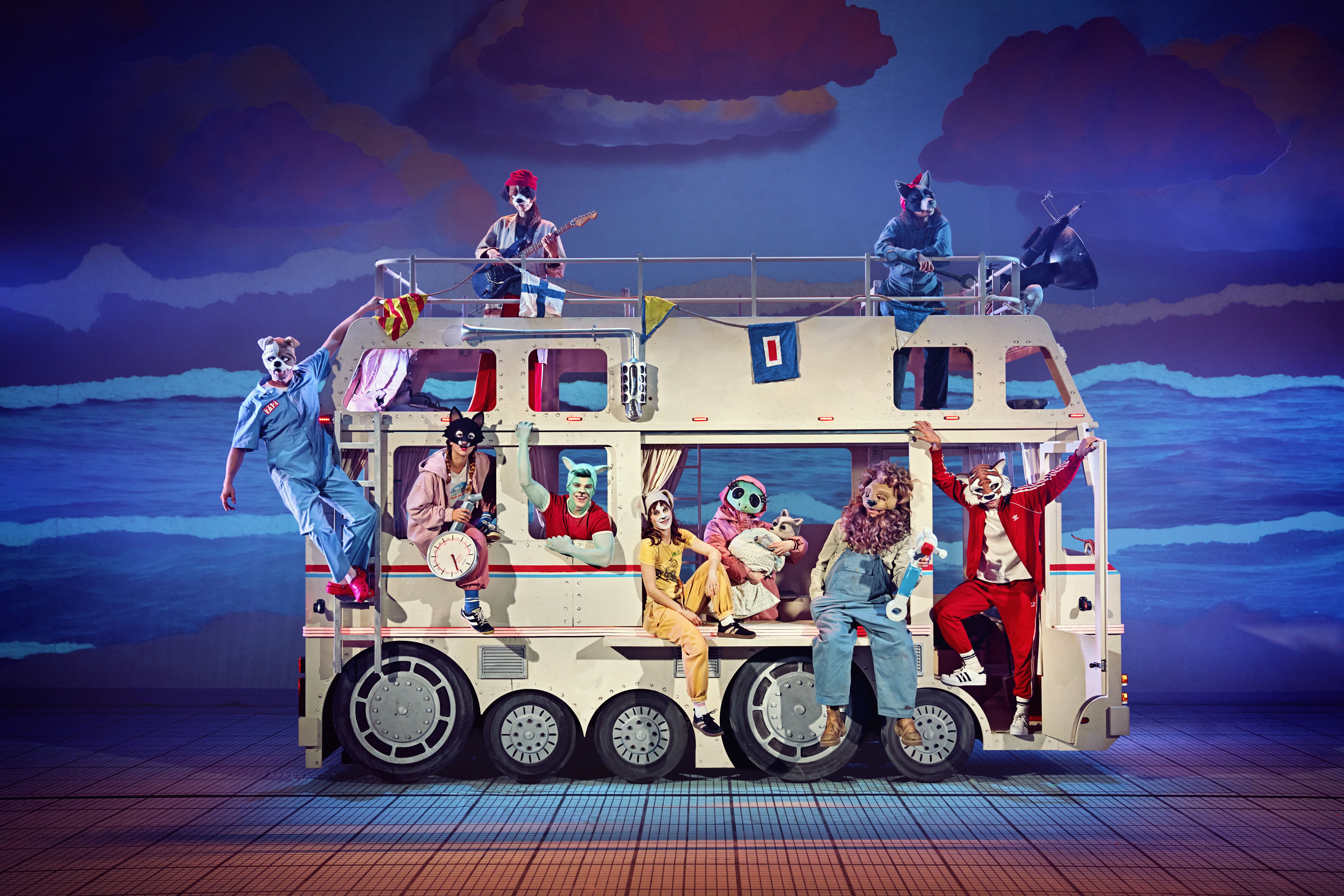 DET KONGELIGE TEATER: Den fantastiske bus