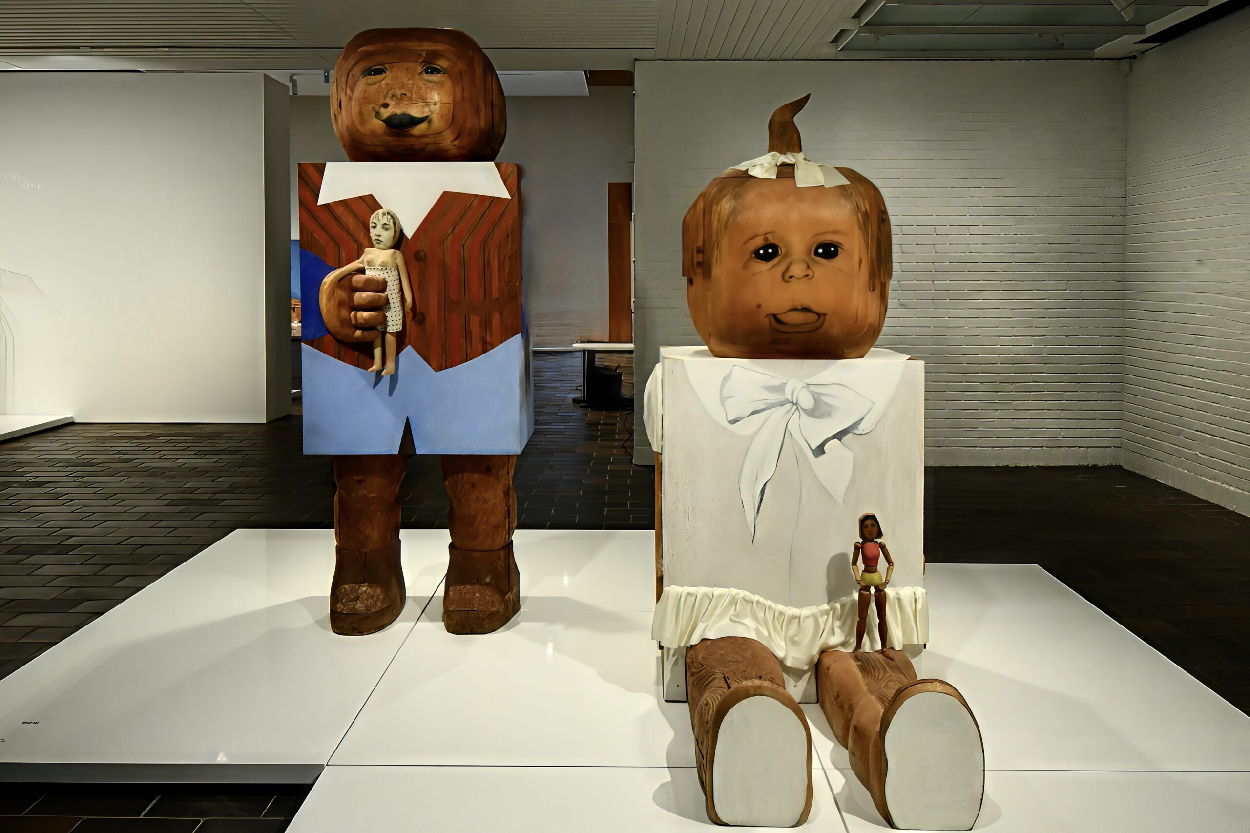 Farverige og foruroligende Marisol