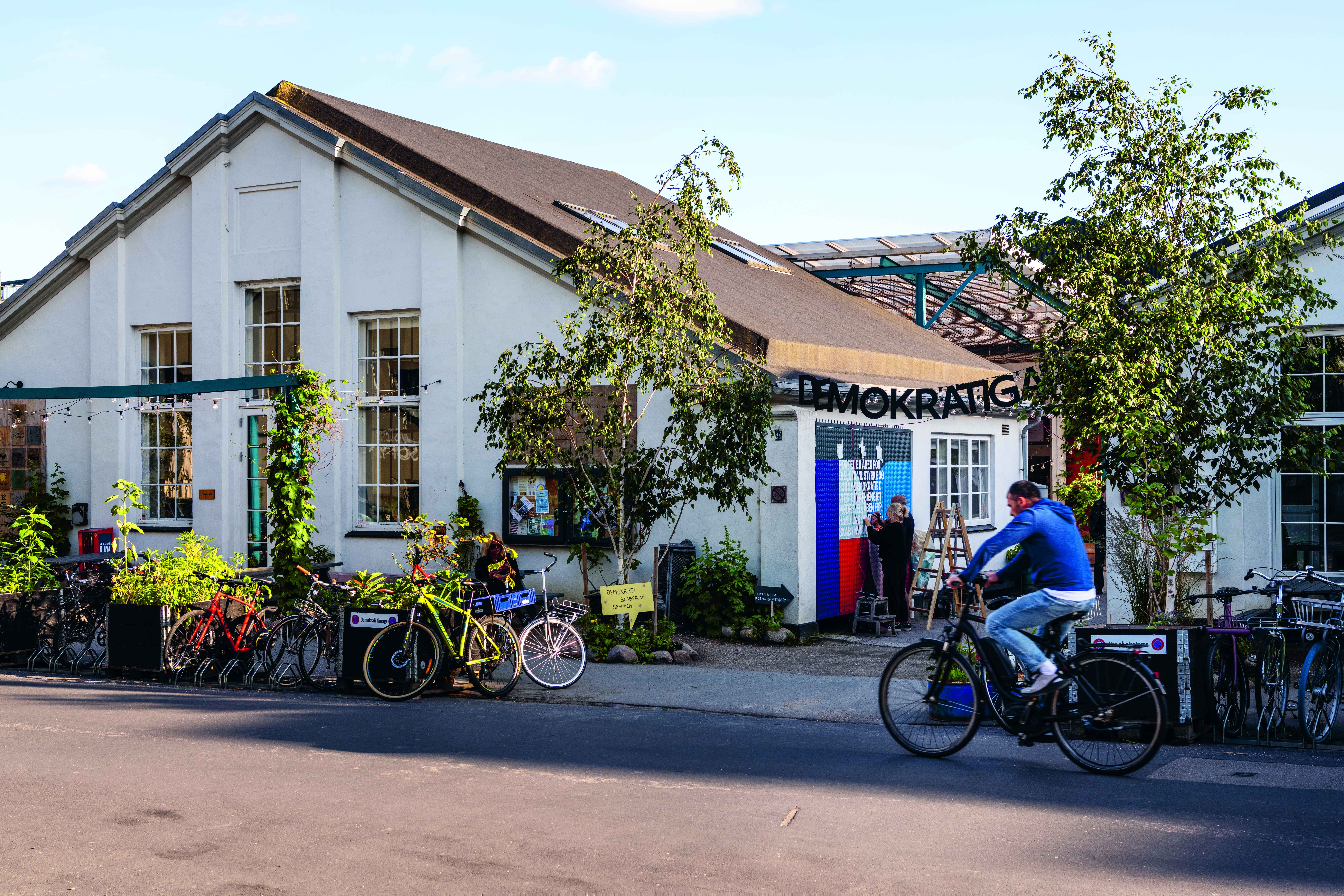 Litteraturanmeldelse Litteraturanmeldelse