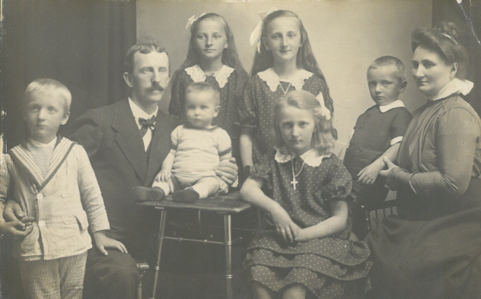 Anmeldelse: BERGITHE JOHANNESSEN – EN PIONER I FÆRØSK KUNST