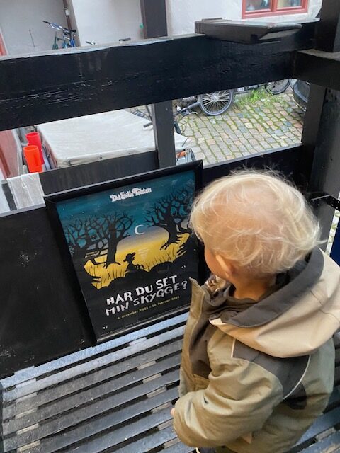 DET LILLE TEATER: Har du set min skygge?