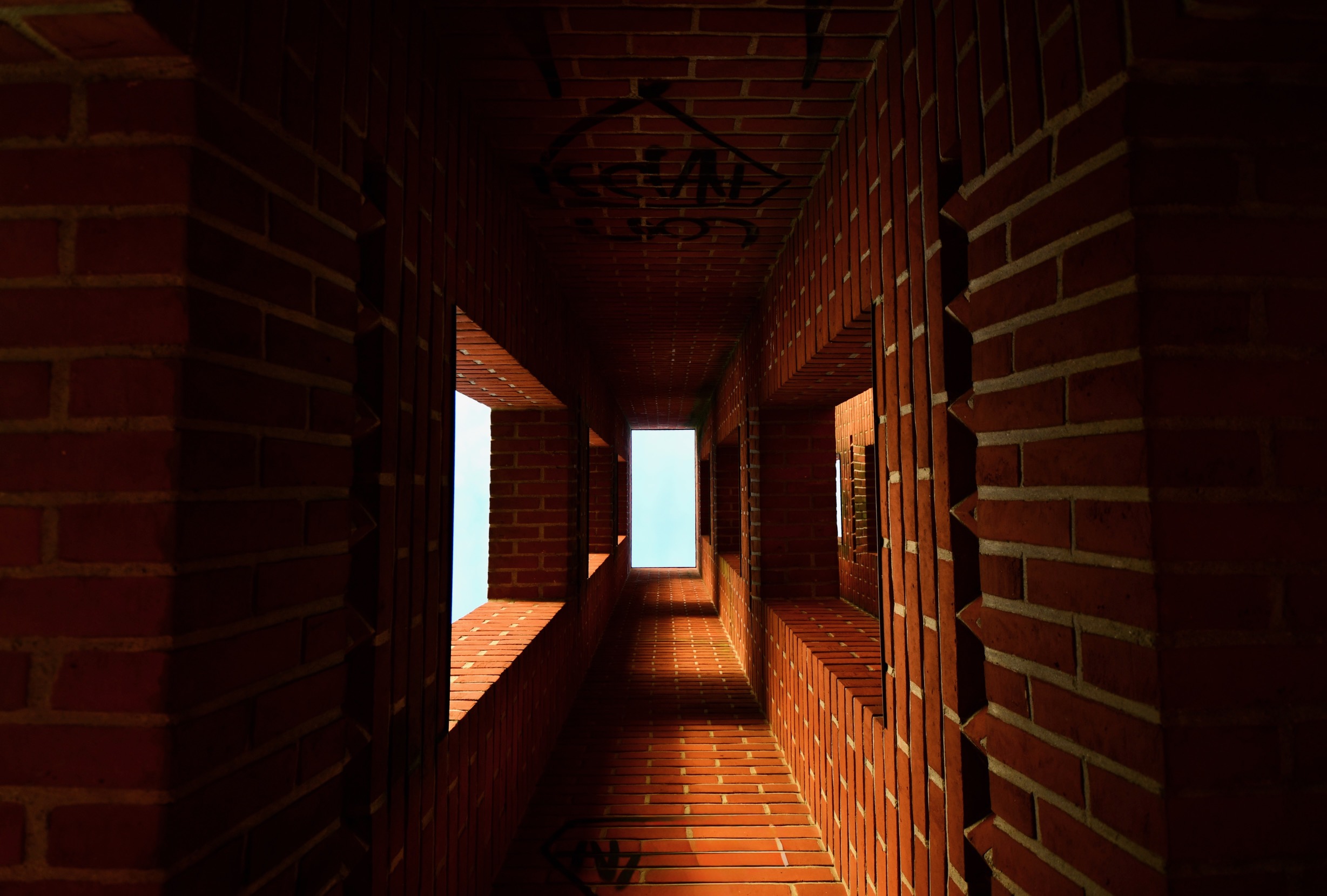 Anmeldelse: PER KIRKEBY MURSTEN Anmeldelse: PER KIRKEBY MURSTEN