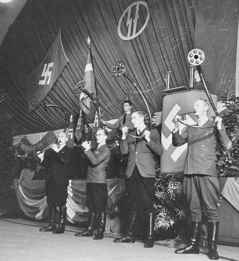 Anmeldelse: Den mørklagte musik