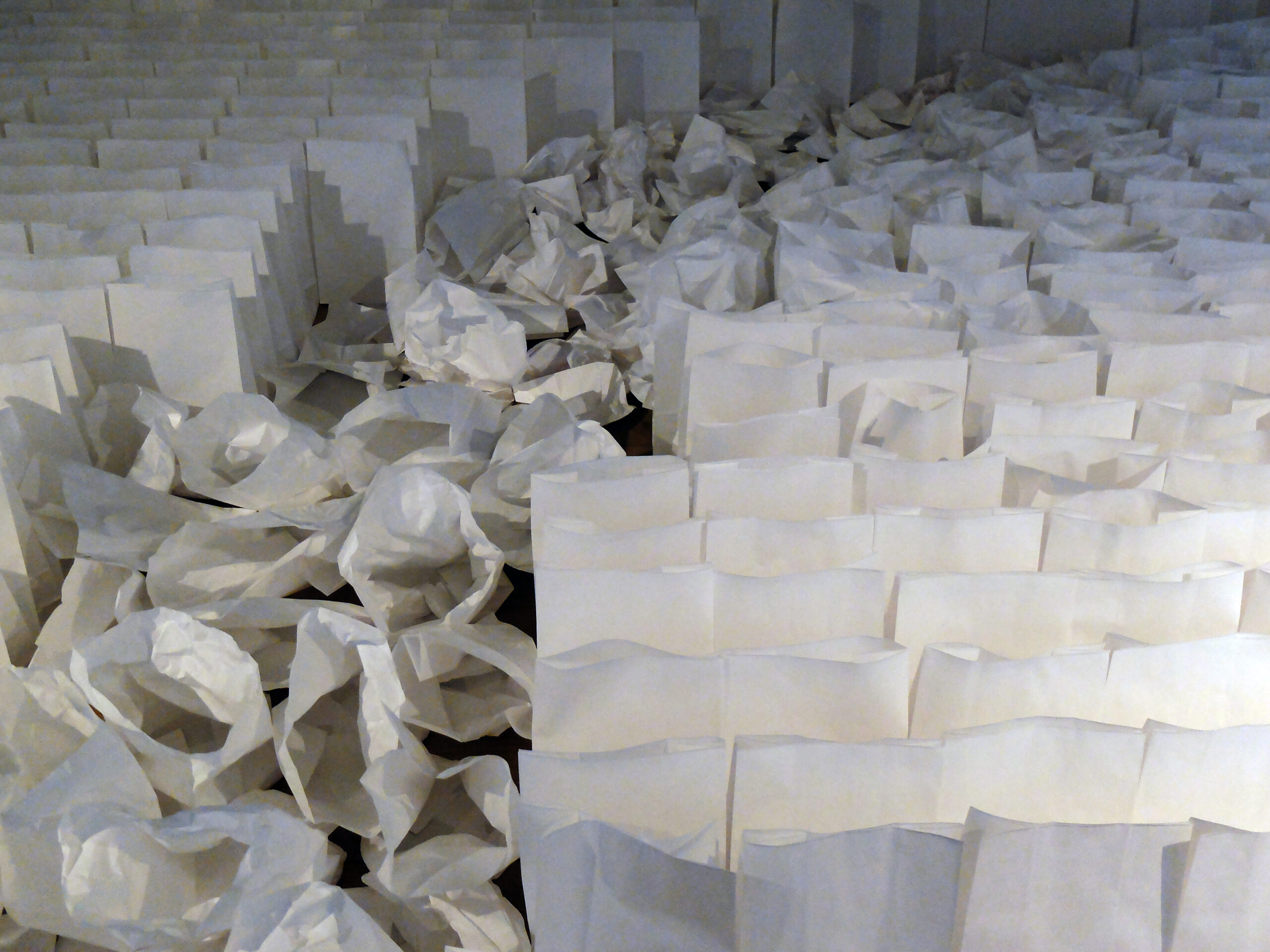 KunstCentret Silkeborg Bad: Papirets hukommelse