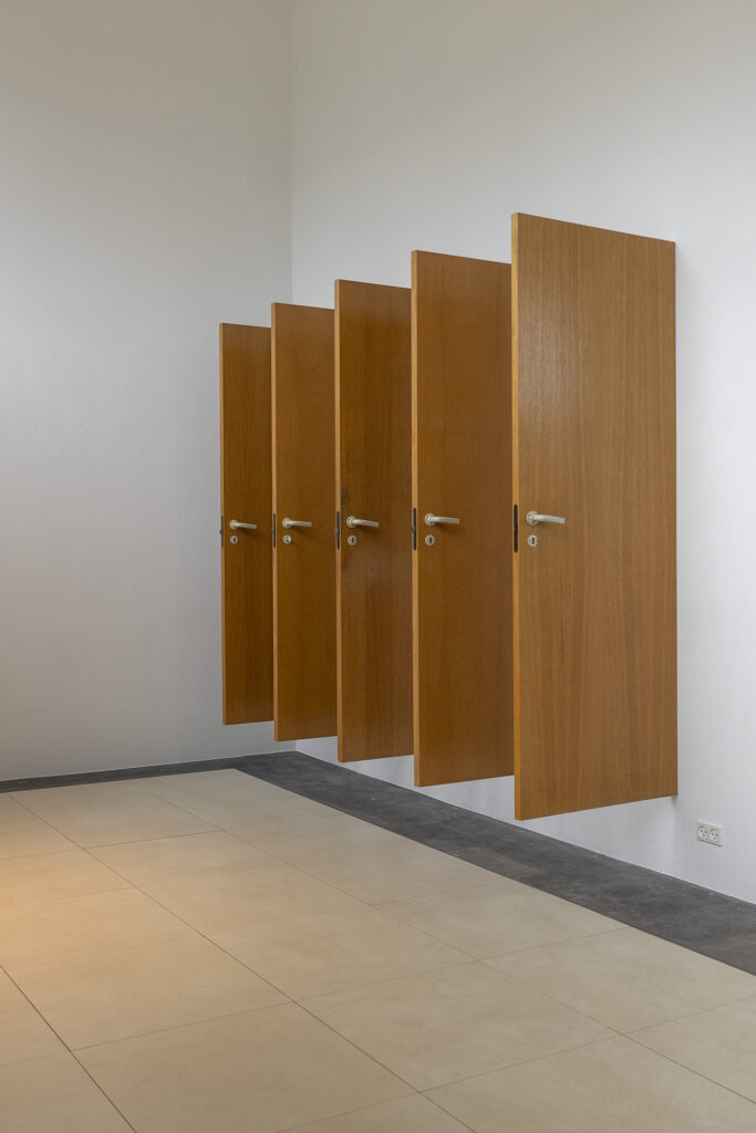 GAMMELGAARD: 1+1 UDSTILLING | FOR:EN:ING & LEGESTUE GAMMELGAARD: 1+1 UDSTILLING | FOR:EN:ING & LEGESTUE