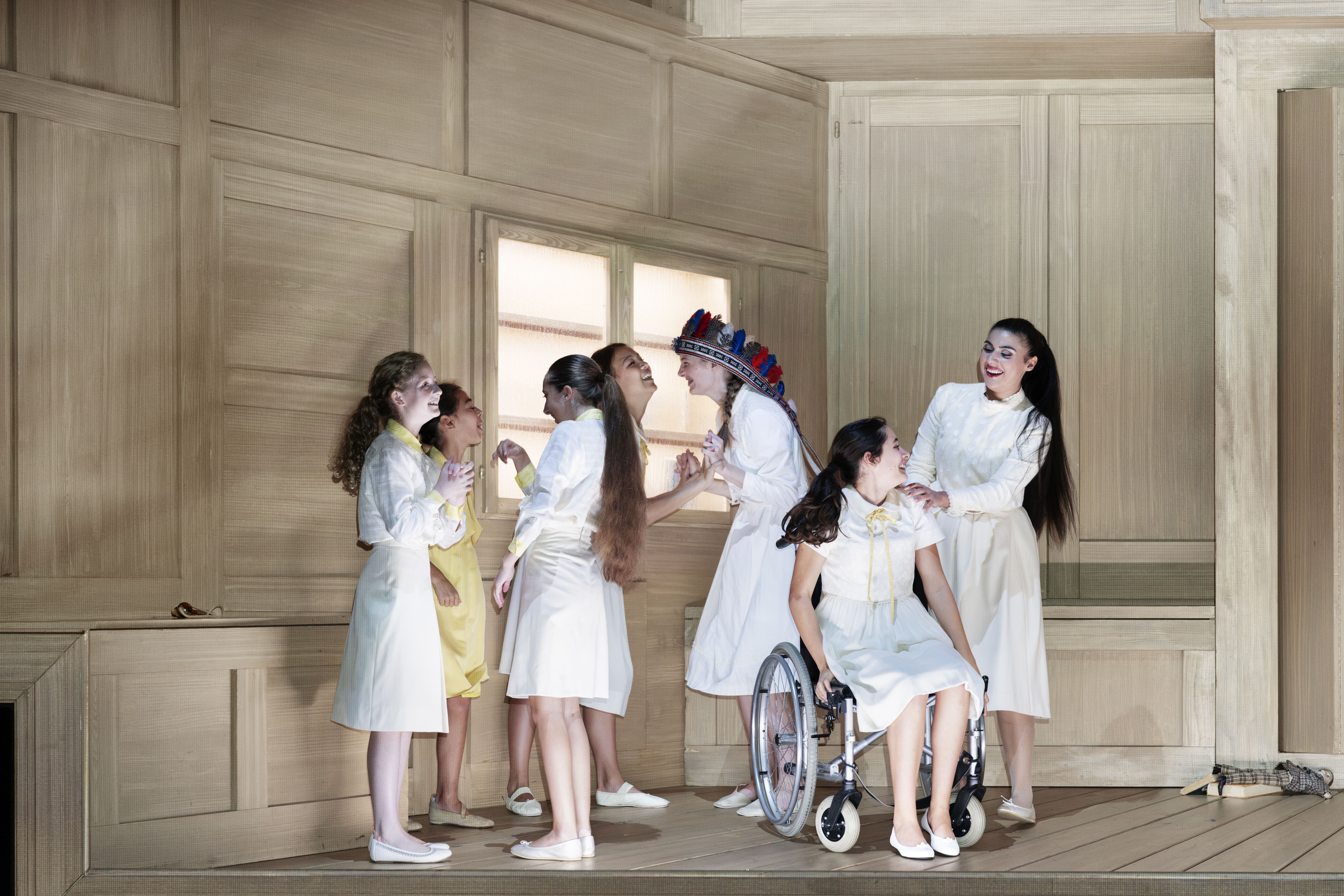 Information og anmeldelser om teater